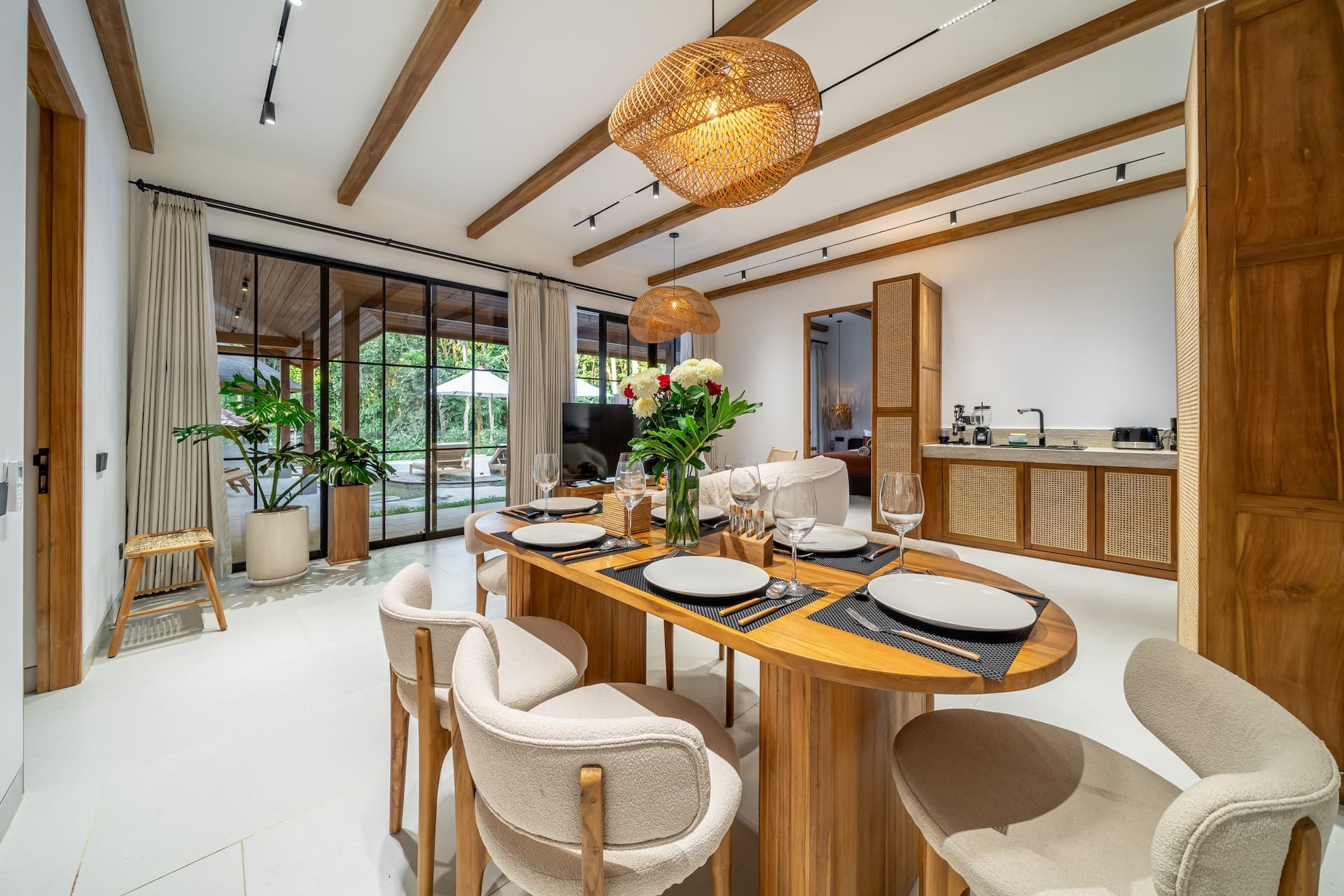New 3BR Villa Sorento+Top Ubud Location+Huge Pool — photo 2